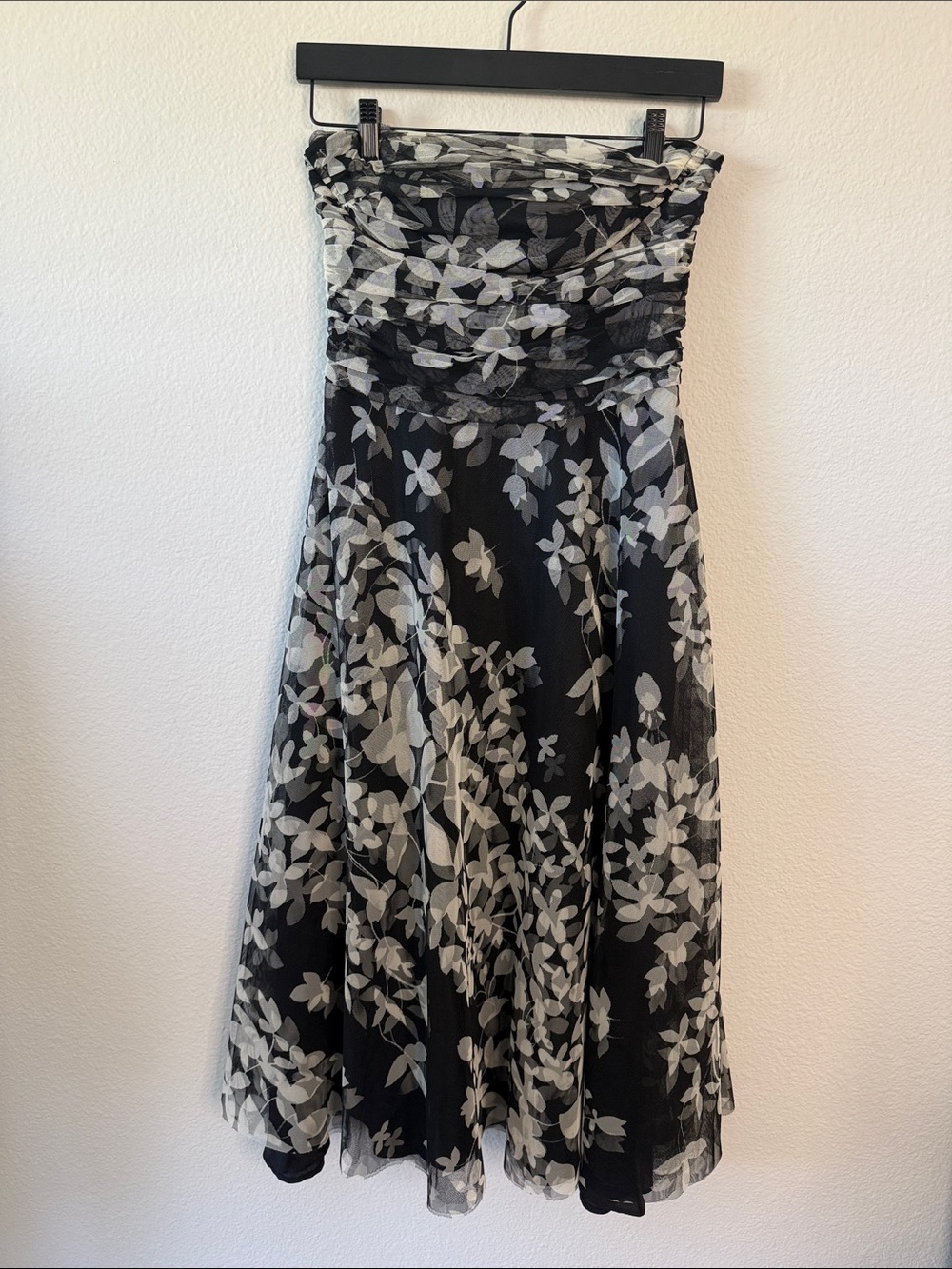 BCBGMaxAzria Black and White Floral Strapless Midi Dress